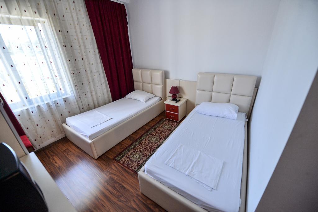 Hotel Argenti Shkodra Kültér fotó